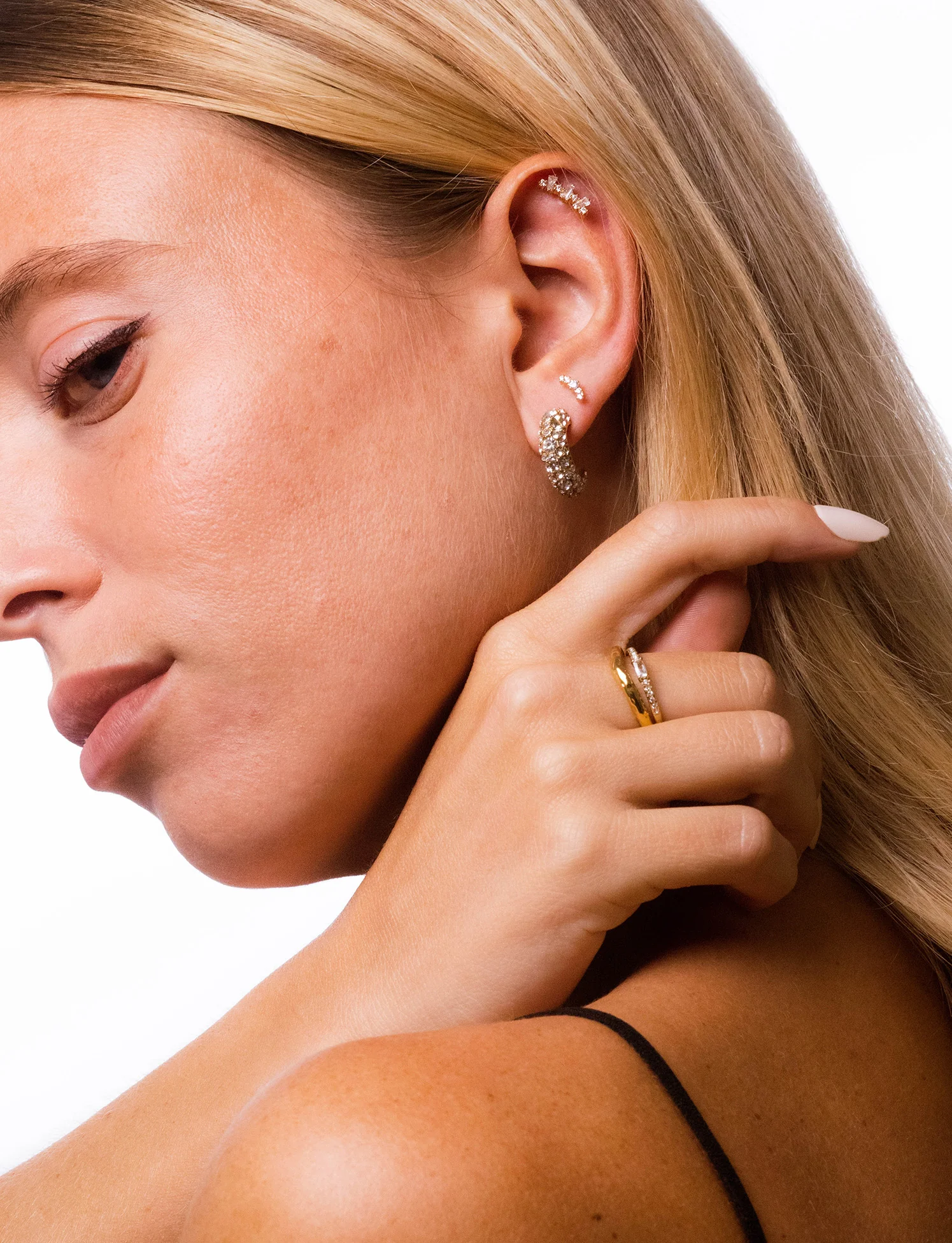 Anello Line Fluido Martellato - Image 7