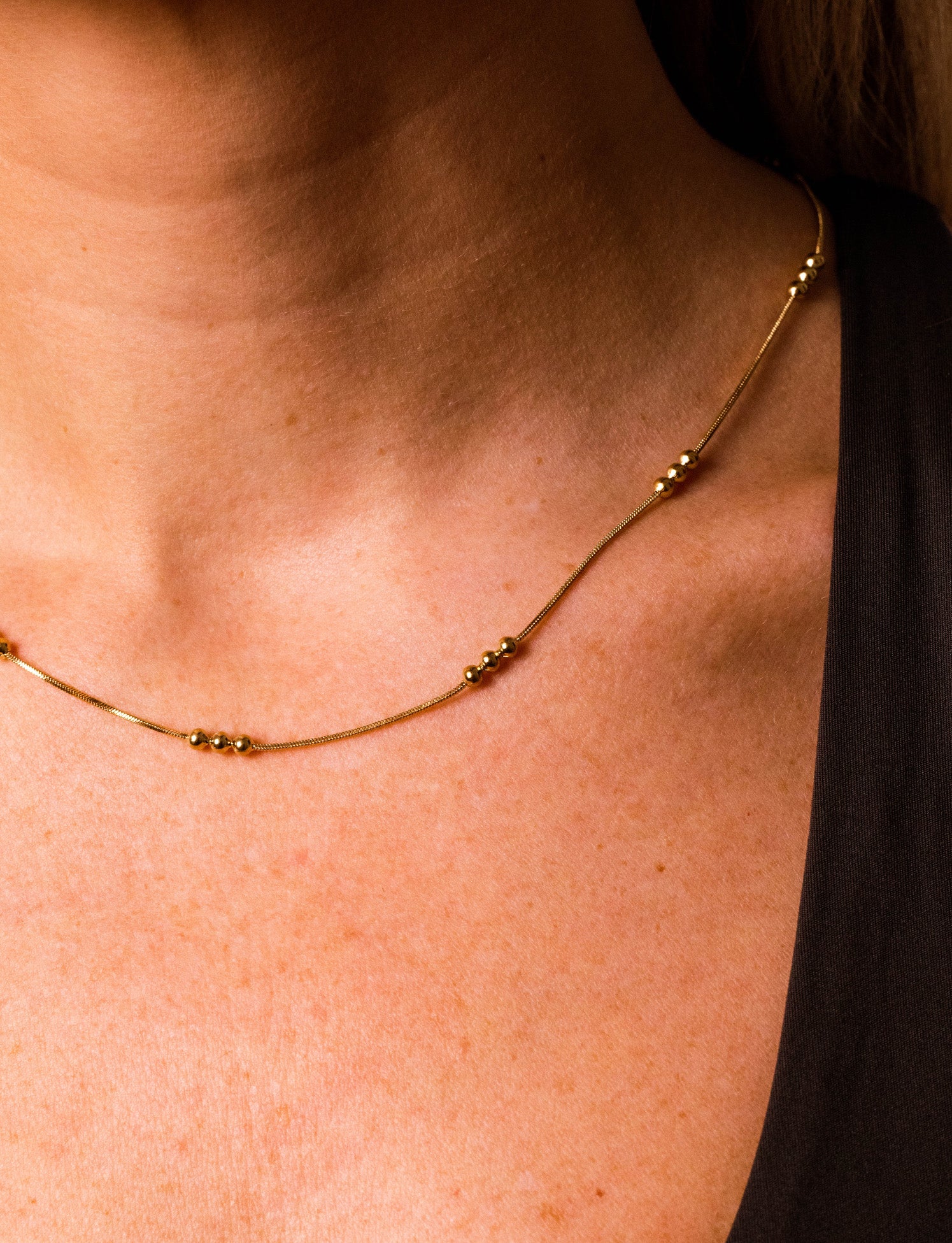 Collana Filo Invisibile con 3 palline - Image 4
